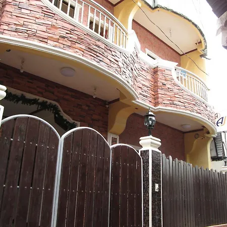Aj Travellers Inn